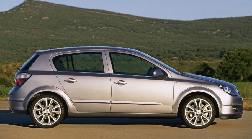 Установка сигнализации на Opel Astra – виды и точки подключения